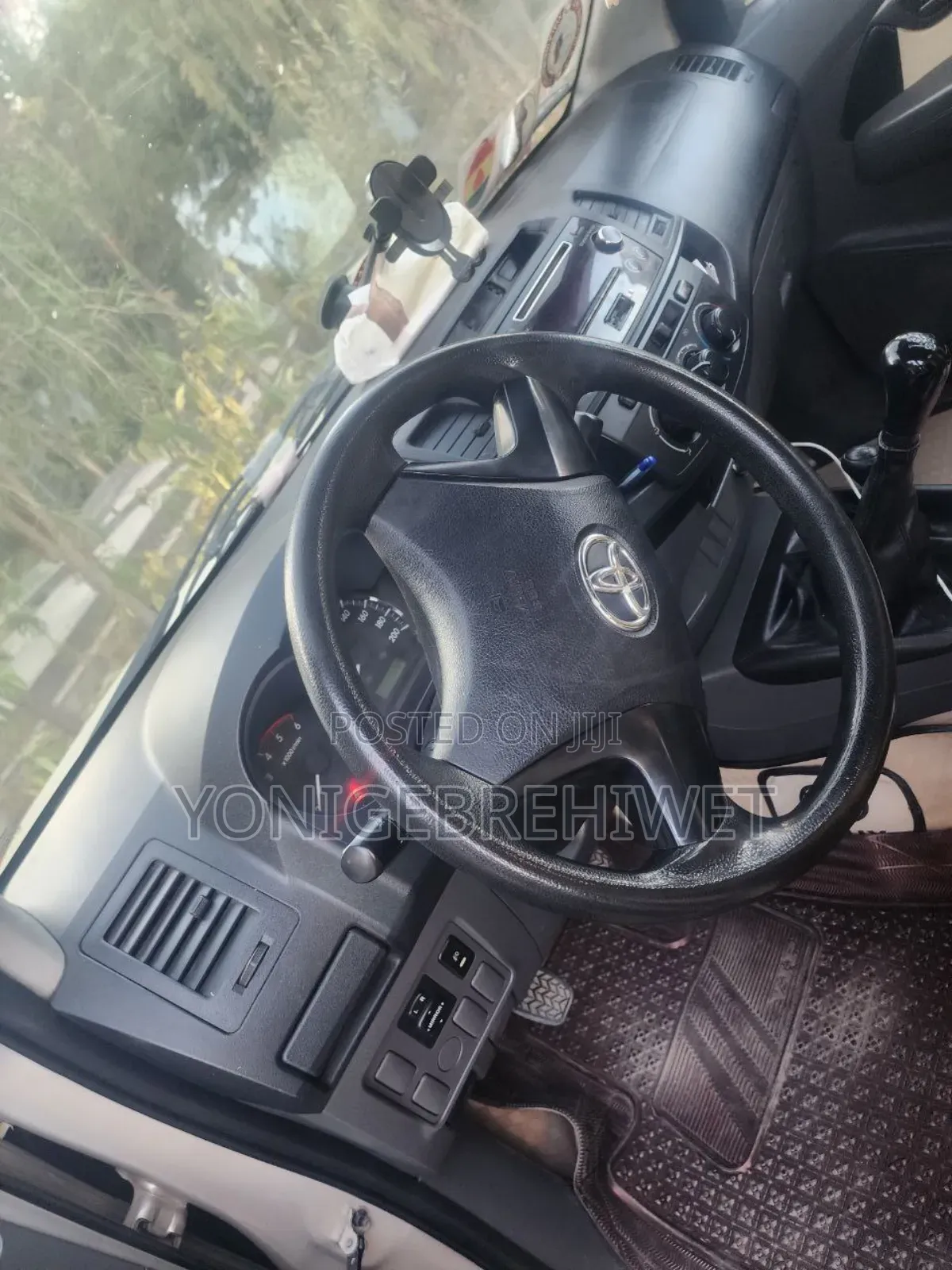 Toyota Hilux SR 4x4 2015 Ivory