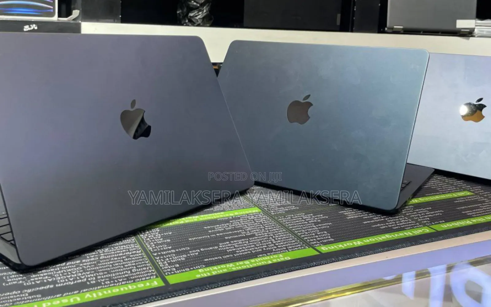 New Laptop Apple MacBook Air 2024 M3 13-inch 8GB Apple M3 SSD 256GB