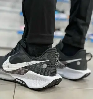 Nike Pegasus Trail 5 Black/White Running Fashion Sneaker