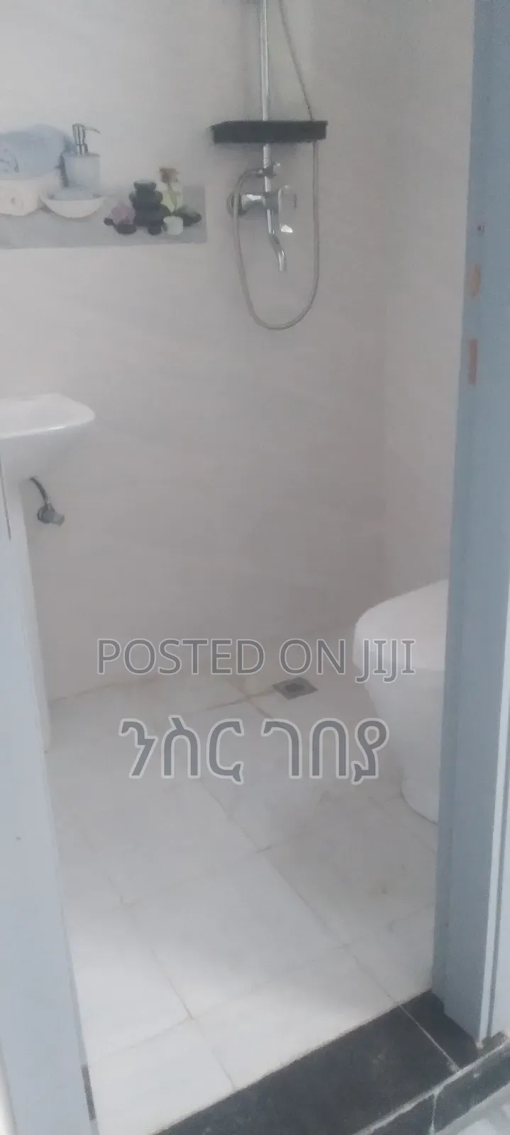 Furnished 3bdrm Condo in Ayat 49, Yeka for rent