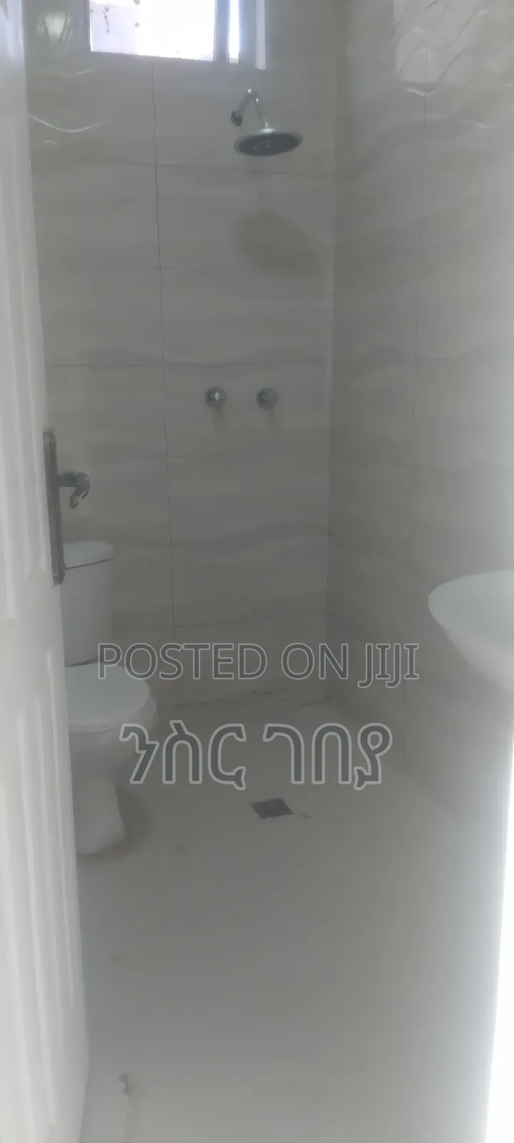 Furnished 3bdrm Condo in Ayat 49, Yeka for rent