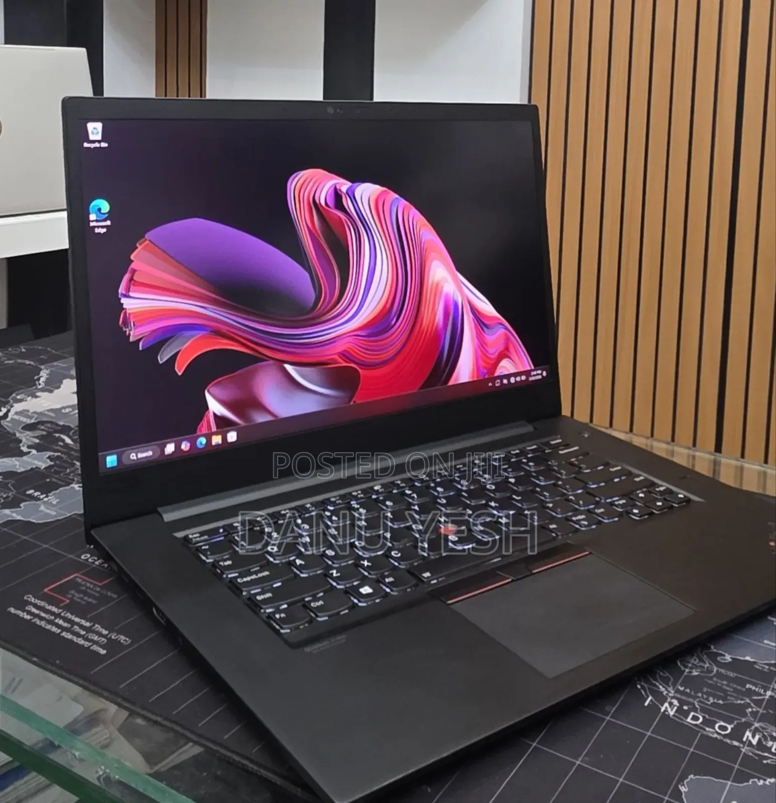 New Laptop Lenovo ThinkPad X1 16GB Intel Core i9 SSD 512GB