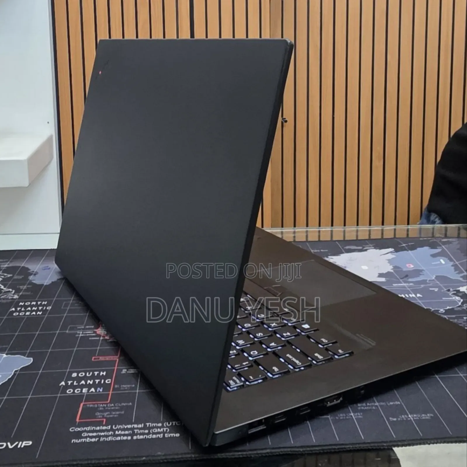 New Laptop Lenovo ThinkPad X1 16GB Intel Core i9 SSD 512GB
