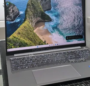 New Laptop Lenovo 16GB Intel Core i5 SSD 512GB