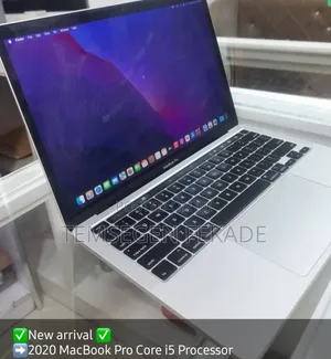 New Laptop Apple MacBook Pro 8GB Intel Core i5 SSD 256GB