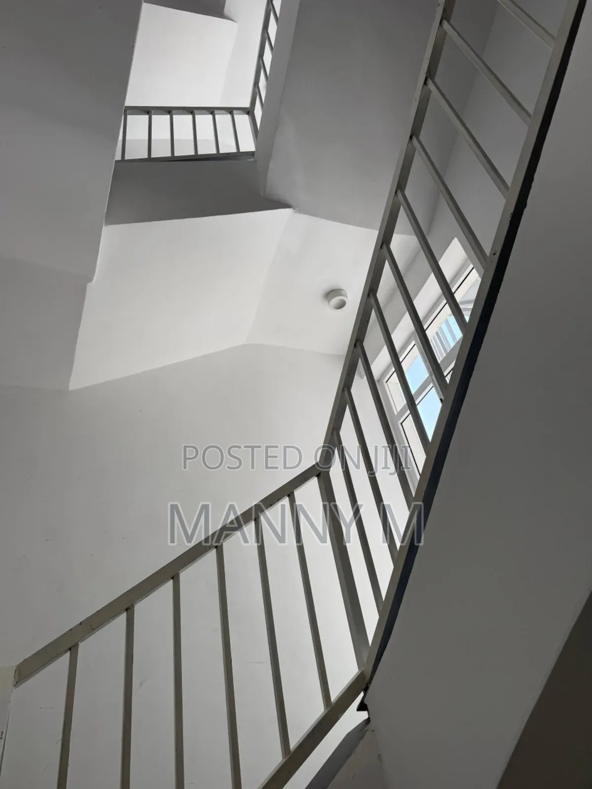 3bdrm Apartment in Bole for rent