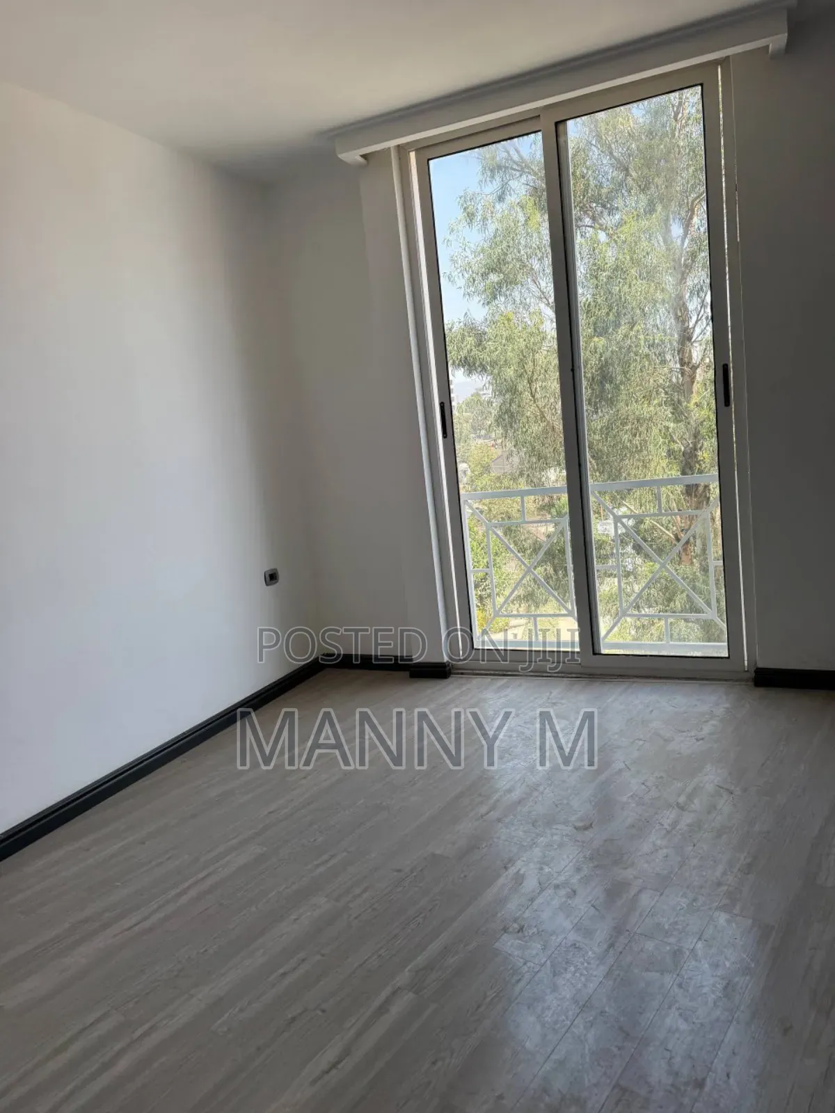 3bdrm Apartment in Bole for rent