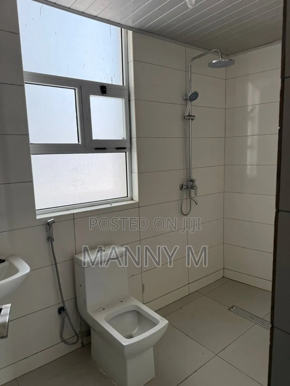 3bdrm Apartment in Bole for rent