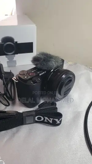 Sony Zv-E10 Mirrorless Camera