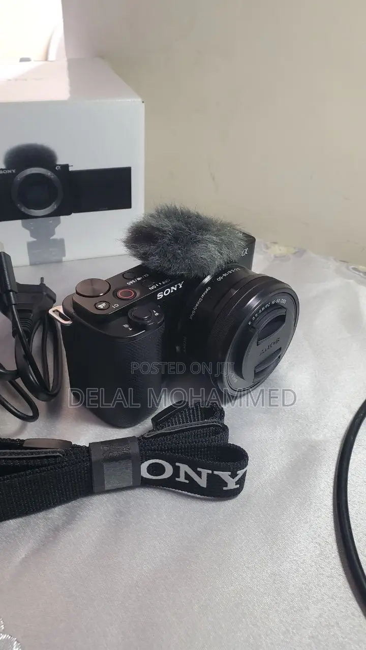 Sony Zv-E10 Mirrorless Camera