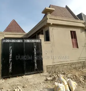 Furnished 7bdrm House in Dukam, East Shewa for sale