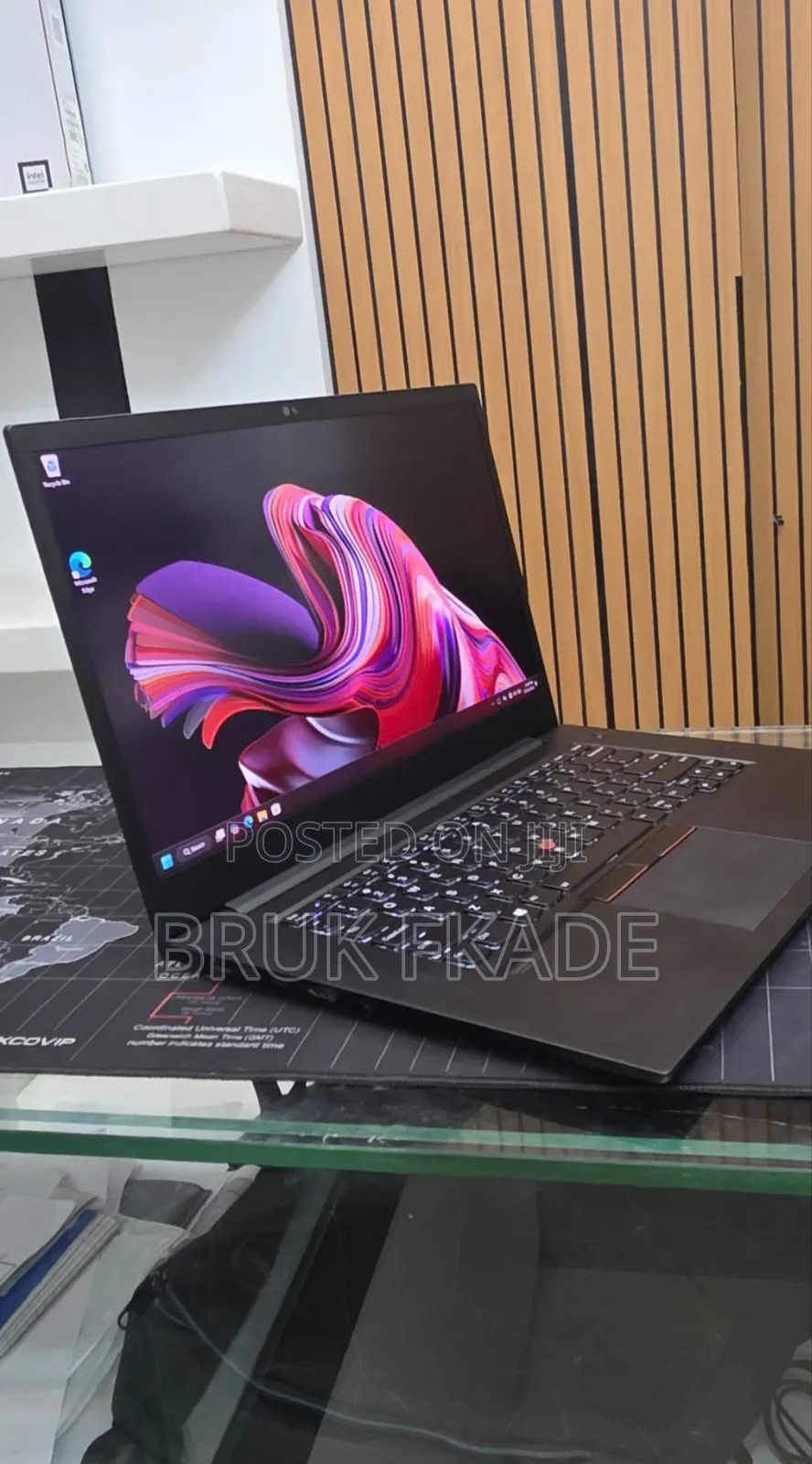New Laptop Lenovo ThinkPad X1 16GB Intel Core i9 SSD 512GB