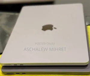 New Laptop Apple MacBook Air 2022 M2 8GB Apple M2 SSD 256GB