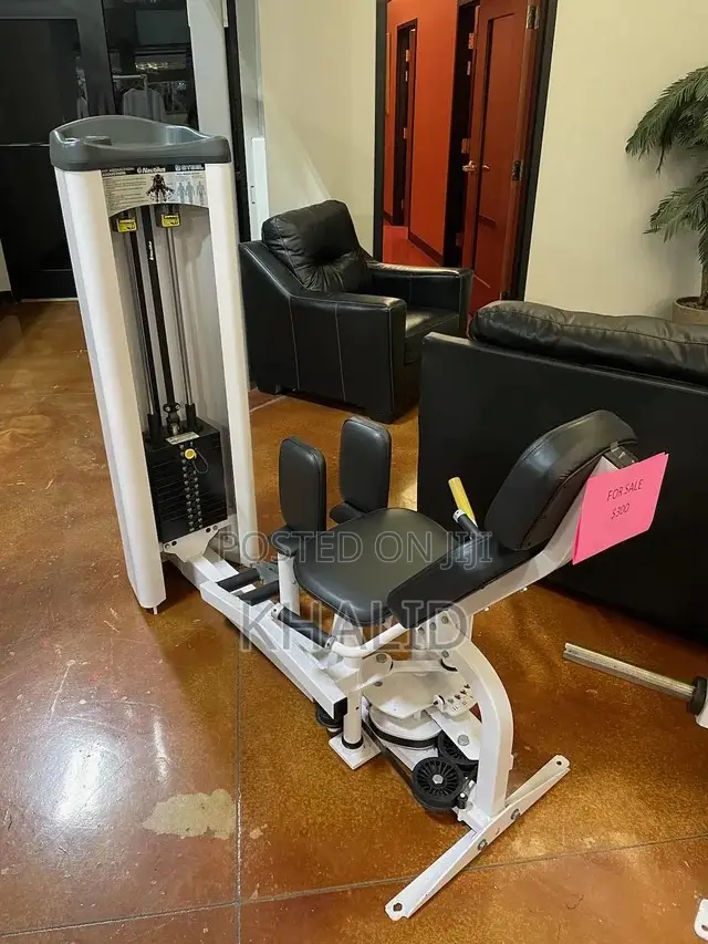 Hip Abduction And Adduction Machine