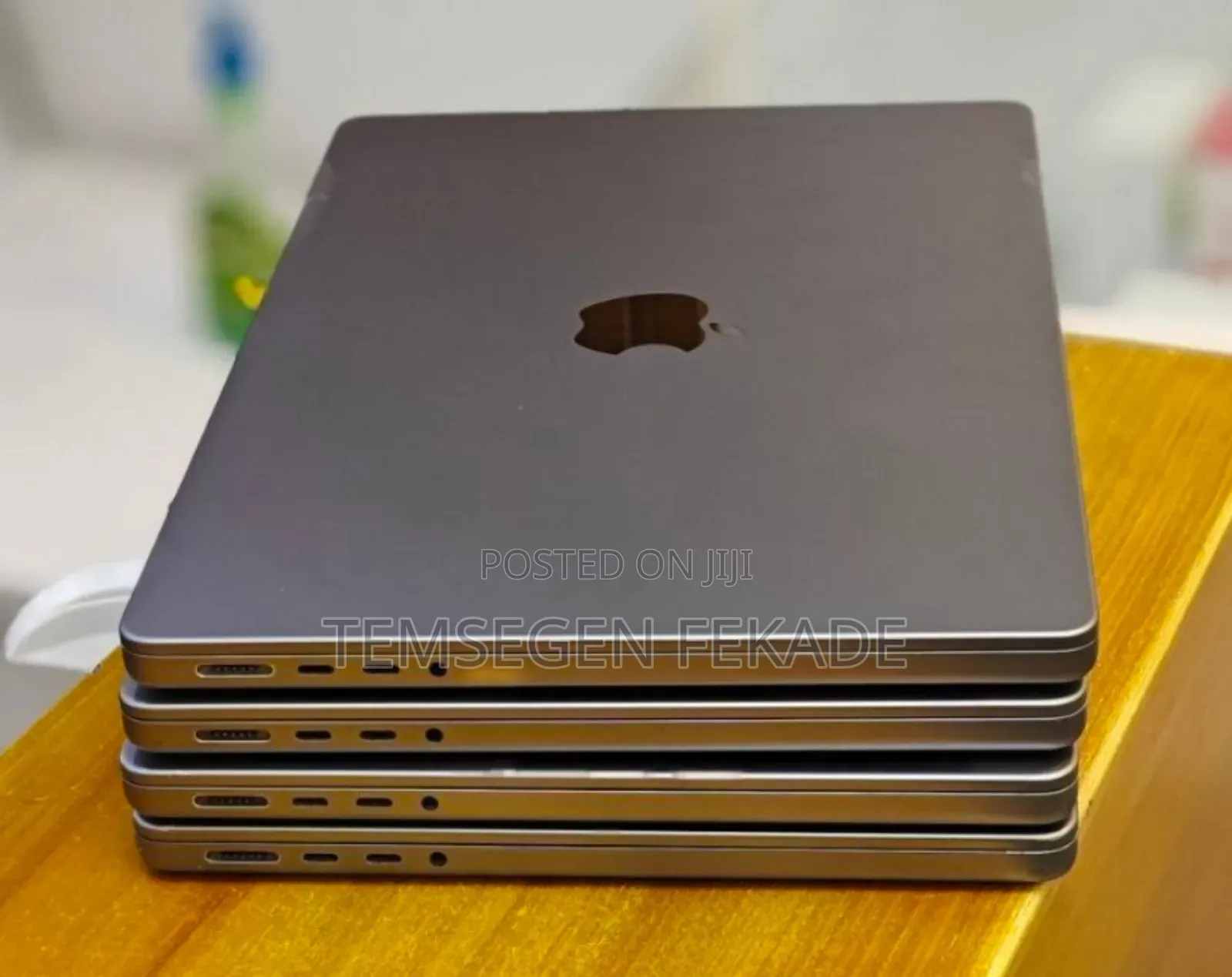 New Laptop Apple MacBook Pro M1 32GB Apple M1 Pro SSD 512GB