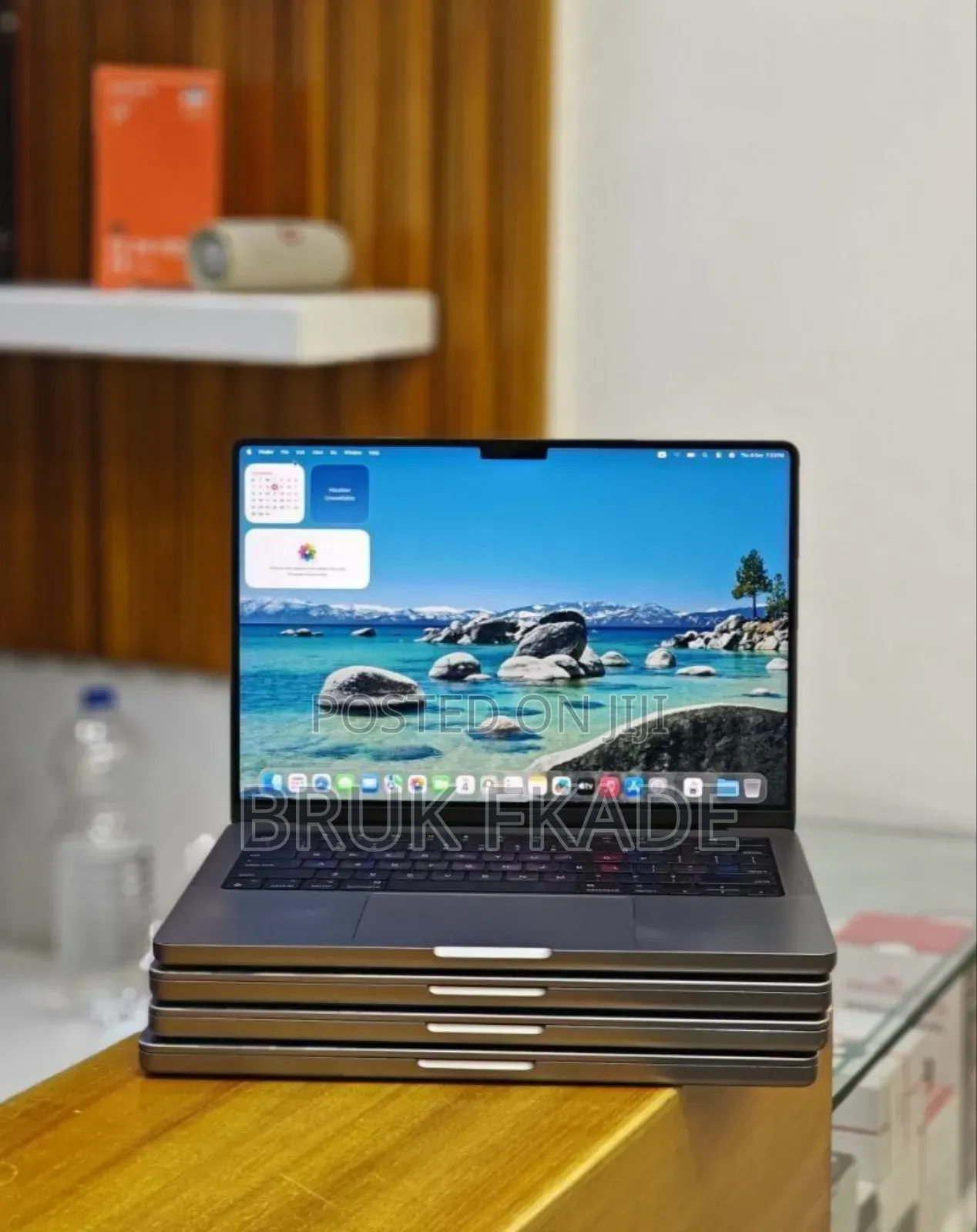New Laptop Apple MacBook Pro M1 32GB Apple M1 Pro SSD 512GB