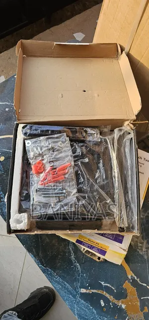 Tv Mount P4(​ቲቪ መስቀያ)