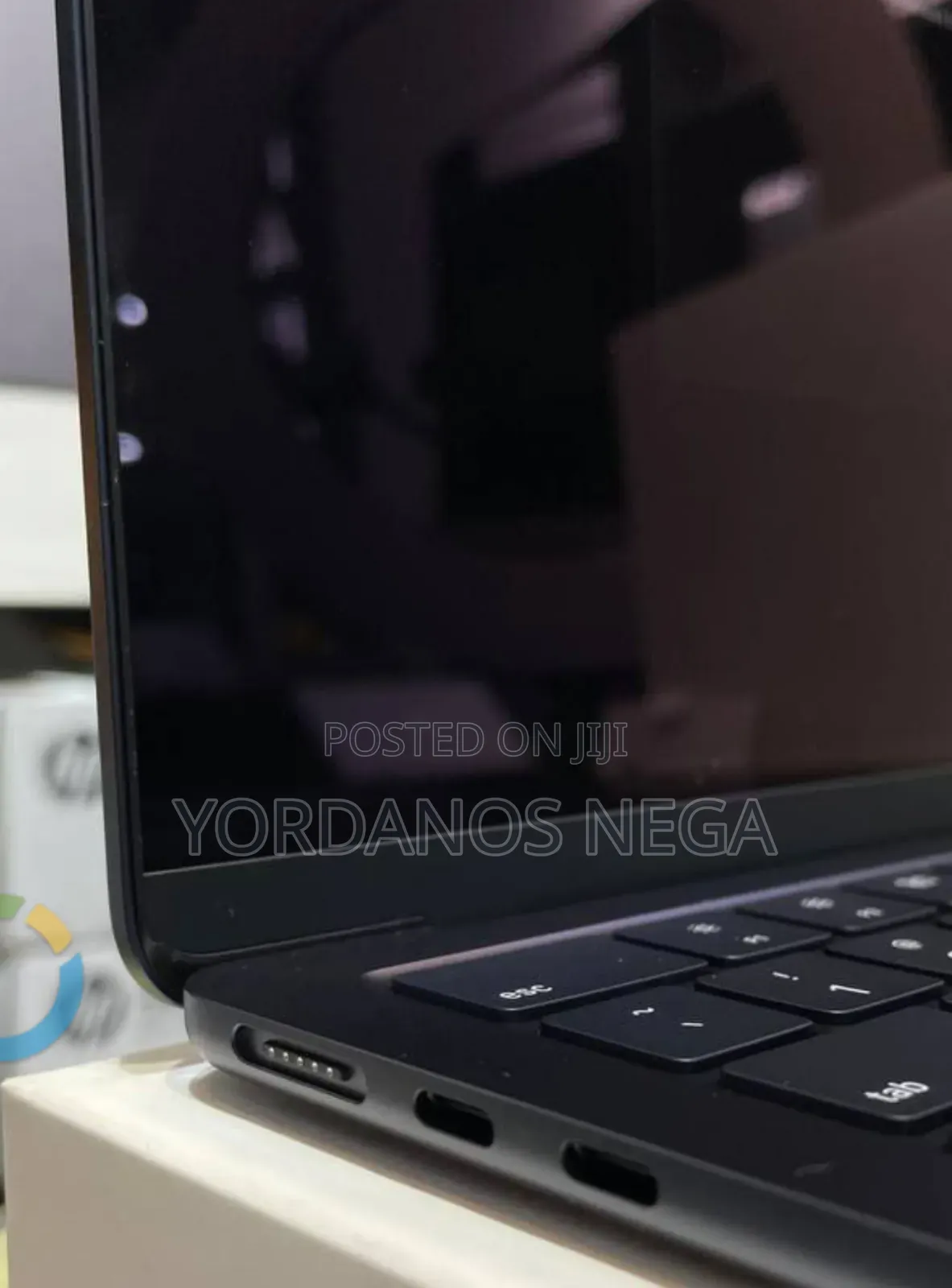 New Laptop Apple MacBook Air 2025 M4 13-inch 16GB Apple M4 SSD 512GB