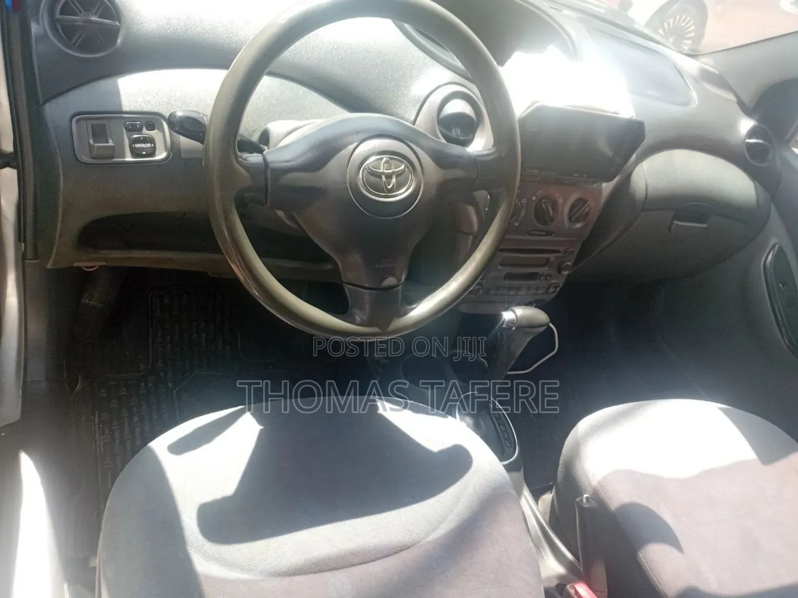 Toyota Vitz 2002