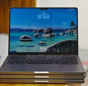 New Laptop Apple MacBook Pro M1 16GB Intel Core i7 SSD 512GB