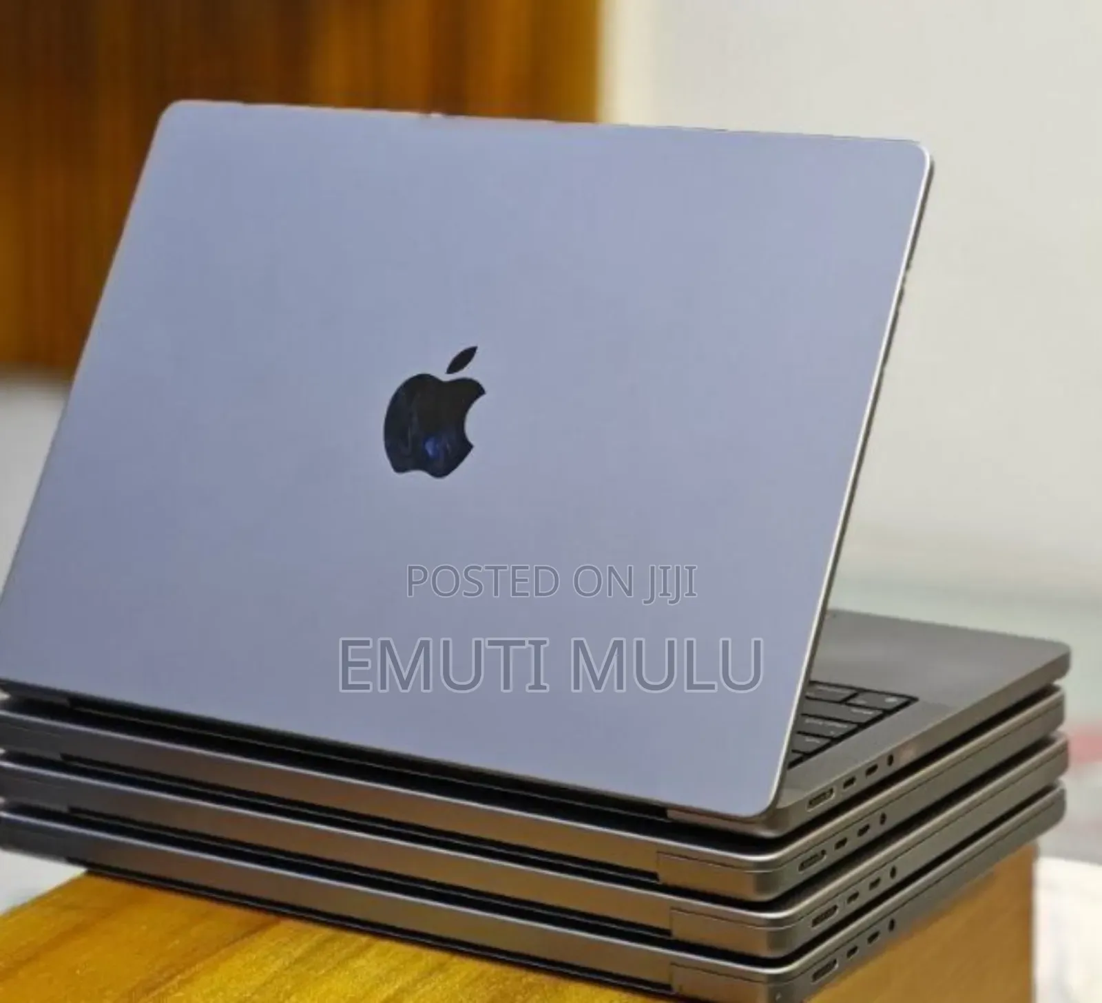 New Laptop Apple MacBook Pro M1 16GB Intel Core i7 SSD 512GB