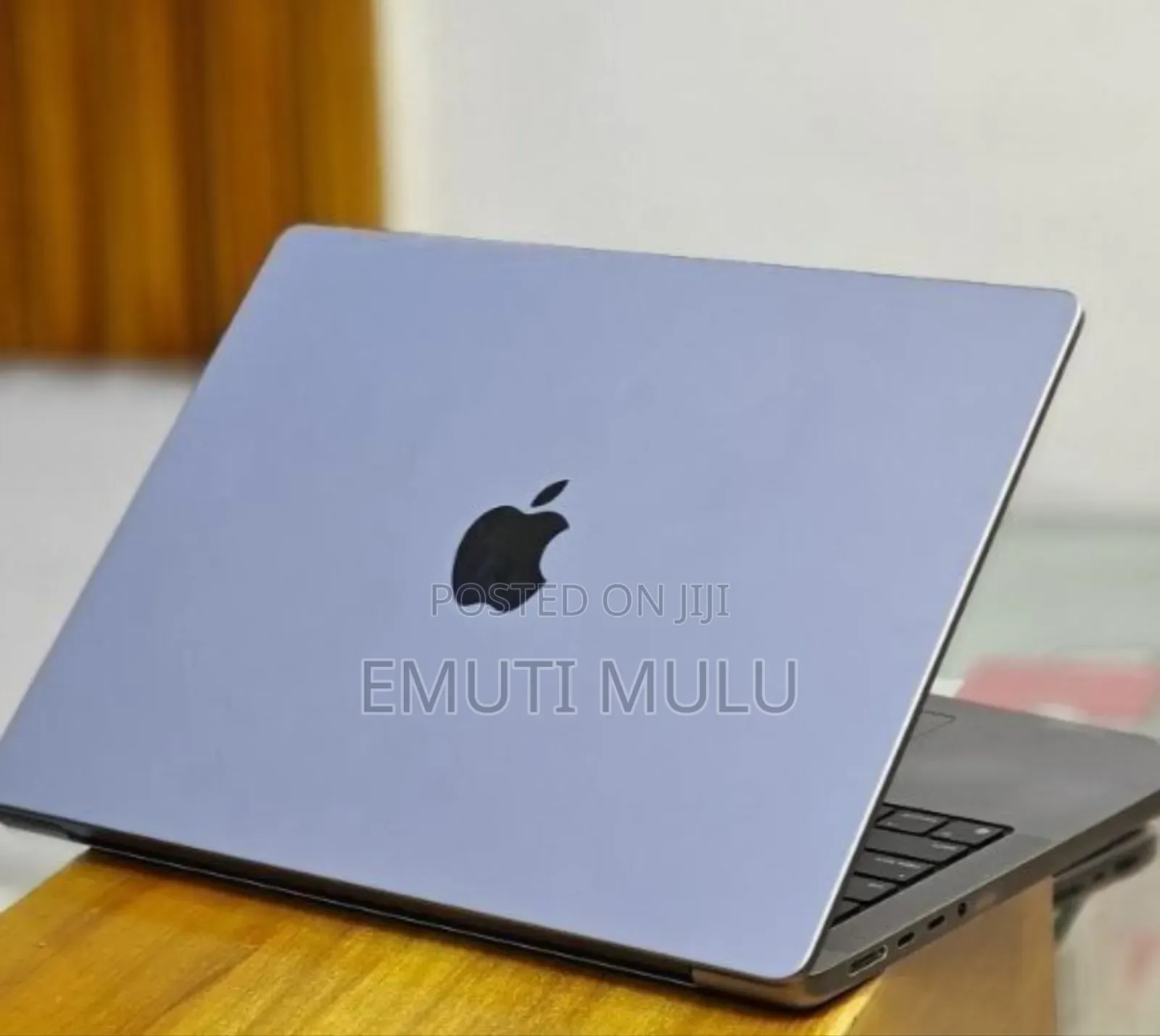 New Laptop Apple MacBook Pro M1 16GB Intel Core i7 SSD 512GB