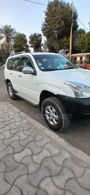Toyota Land Cruiser Prado 2003 White
