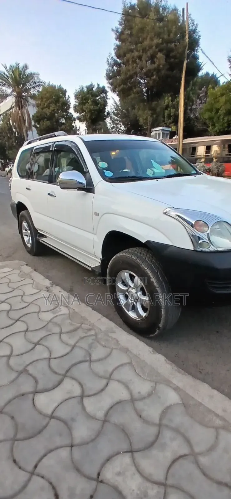 Toyota Land Cruiser Prado 2003 White