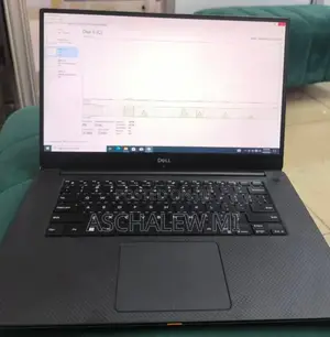 New Laptop Dell Precision 5520 16GB Intel Core i7 SSD 512GB