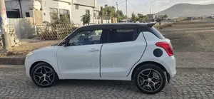 Suzuki Swift RS 2022 White