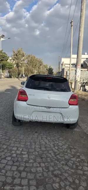 Suzuki Swift RS 2022 White