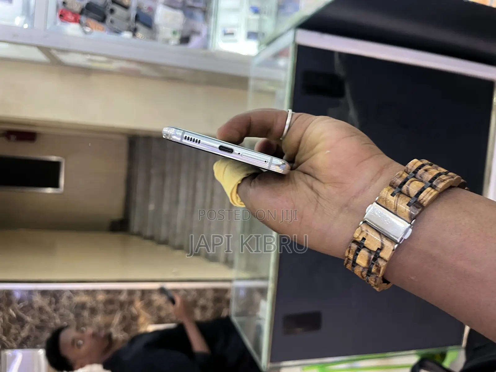 New Samsung Galaxy S21+ 5G 128 GB Bronze