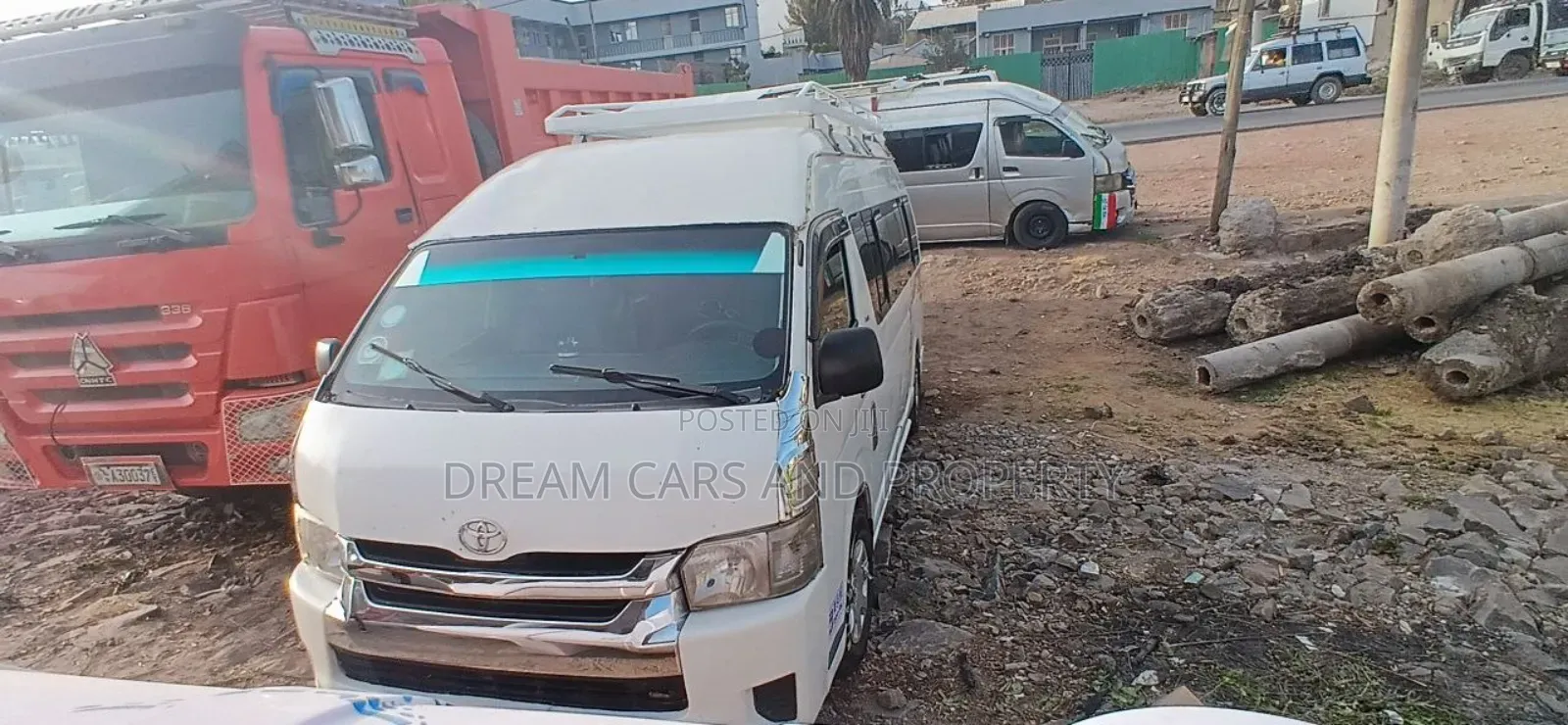 Toyota HiAce 2016 White