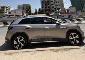 Volkswagen ID.6 2023