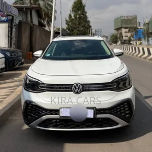 Volkswagen ID.6 2023 White