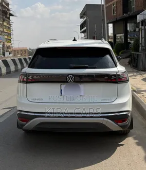 Volkswagen ID.6 2023 White