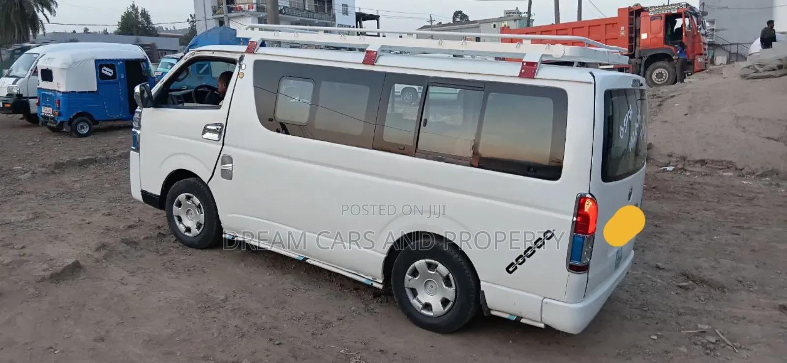 Toyota HiAce 2008 White