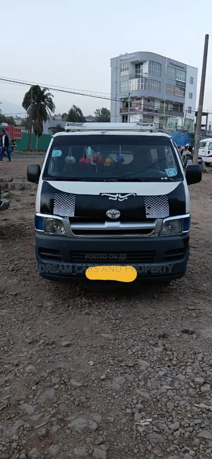 Toyota HiAce 2008 White