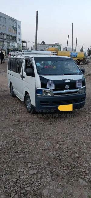 Toyota HiAce 2008 White