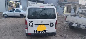 Toyota HiAce 2008 White