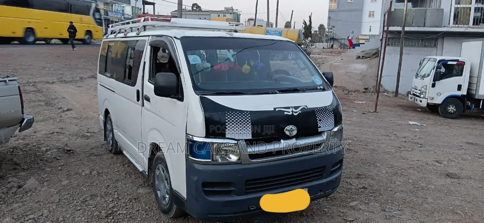 Toyota HiAce 2008 White