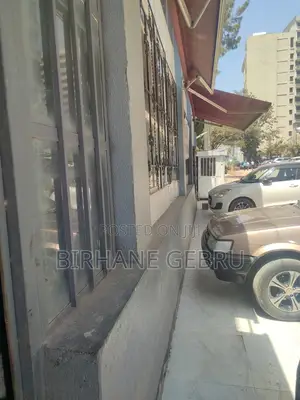 Villa House Rent for Resturant .Berger.And Lounge