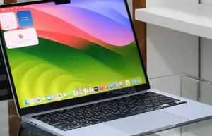 New Laptop Apple MacBook Air 2024 M3 15-inch 16GB Apple M4 SSD 256GB