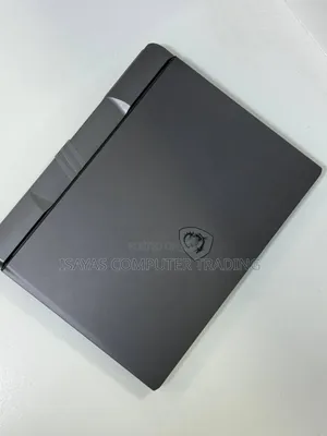 New Laptop MSI Vector 16 HX AI A2XWIG 16GB AMD Ryzen 9 SSD 1T