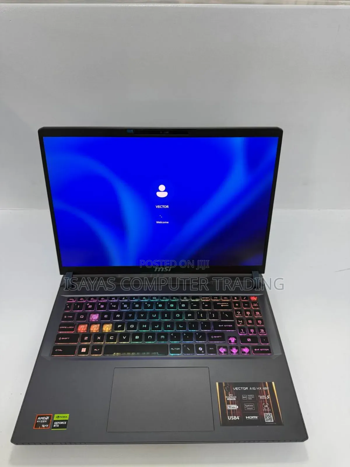 New Laptop MSI Vector 16 HX AI A2XWIG 16GB AMD Ryzen 9 SSD 1T