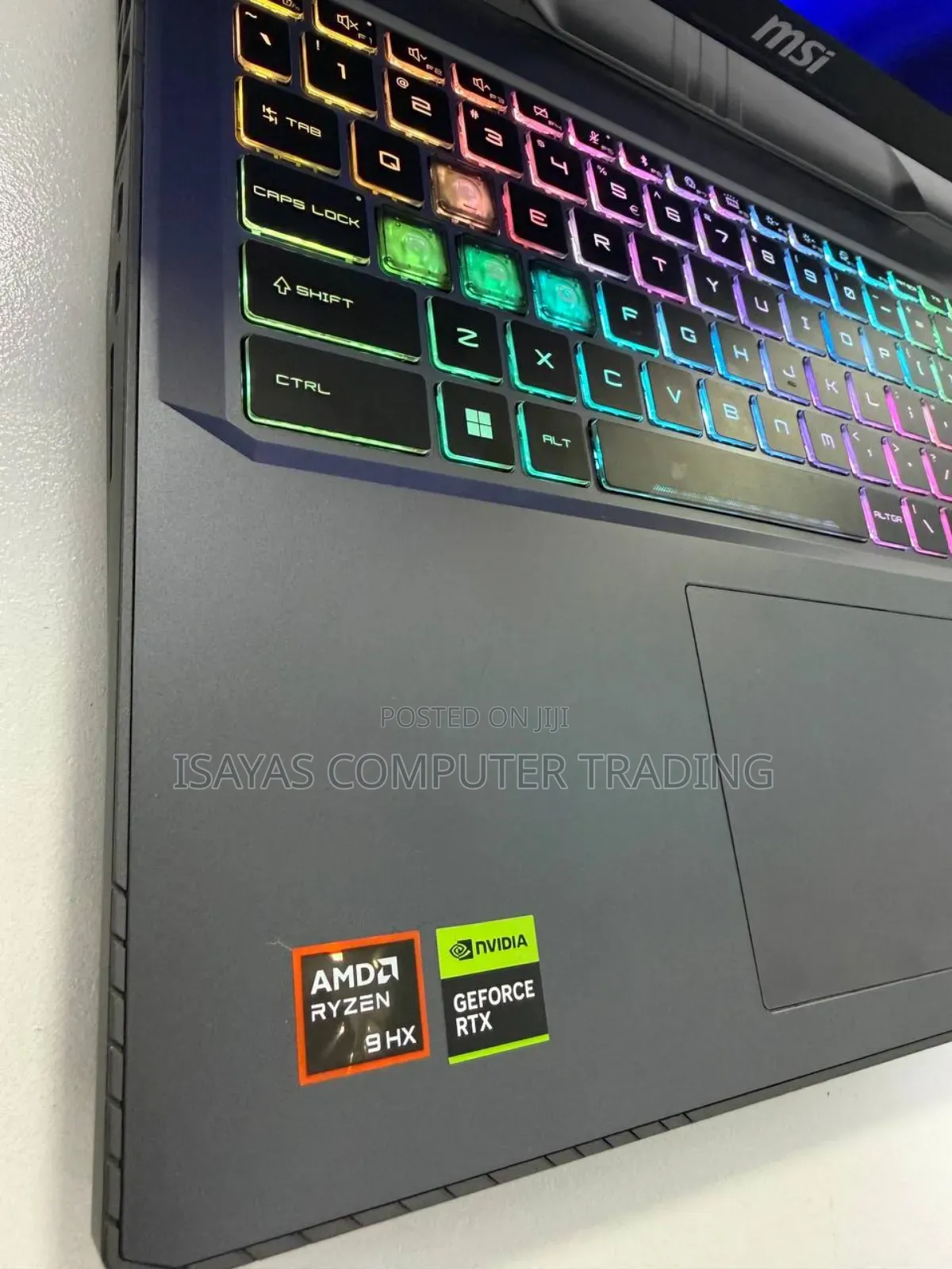 New Laptop MSI Vector 16 HX AI A2XWIG 16GB AMD Ryzen 9 SSD 1T