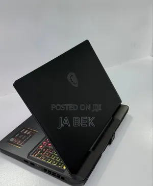 New Laptop MSI Vector 16 HX AI A2XWIG 16GB AMD Ryzen 9 SSD 1T