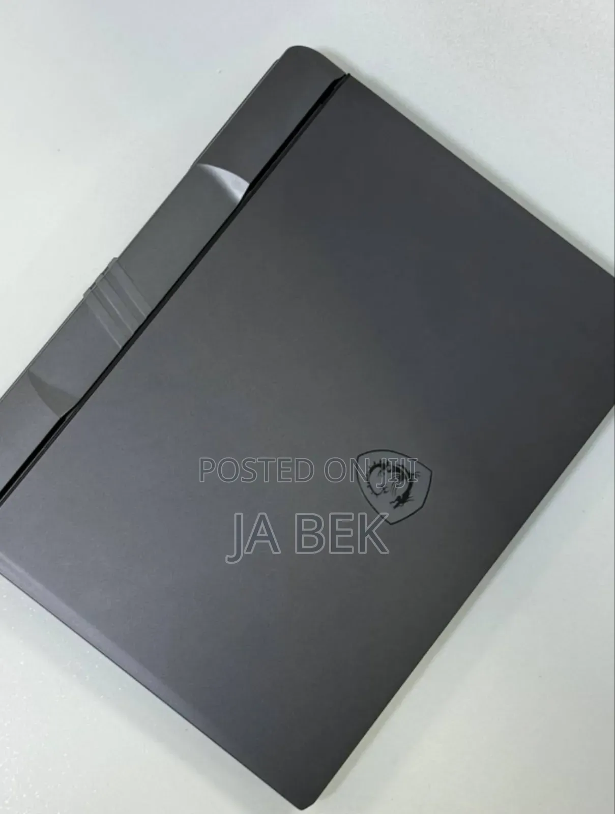 New Laptop MSI Vector 16 HX AI A2XWIG 16GB AMD Ryzen 9 SSD 1T