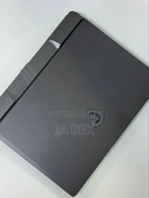 New Laptop MSI Vector 16 HX AI A2XWIG 16GB AMD Ryzen 9 SSD 1T