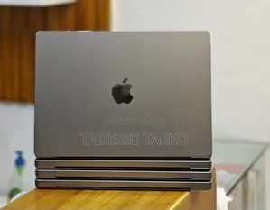 New Laptop Apple MacBook Pro M1 32GB Apple M1 Pro SSD 512GB